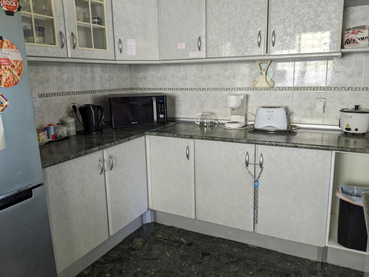 Dolphin House Albergue